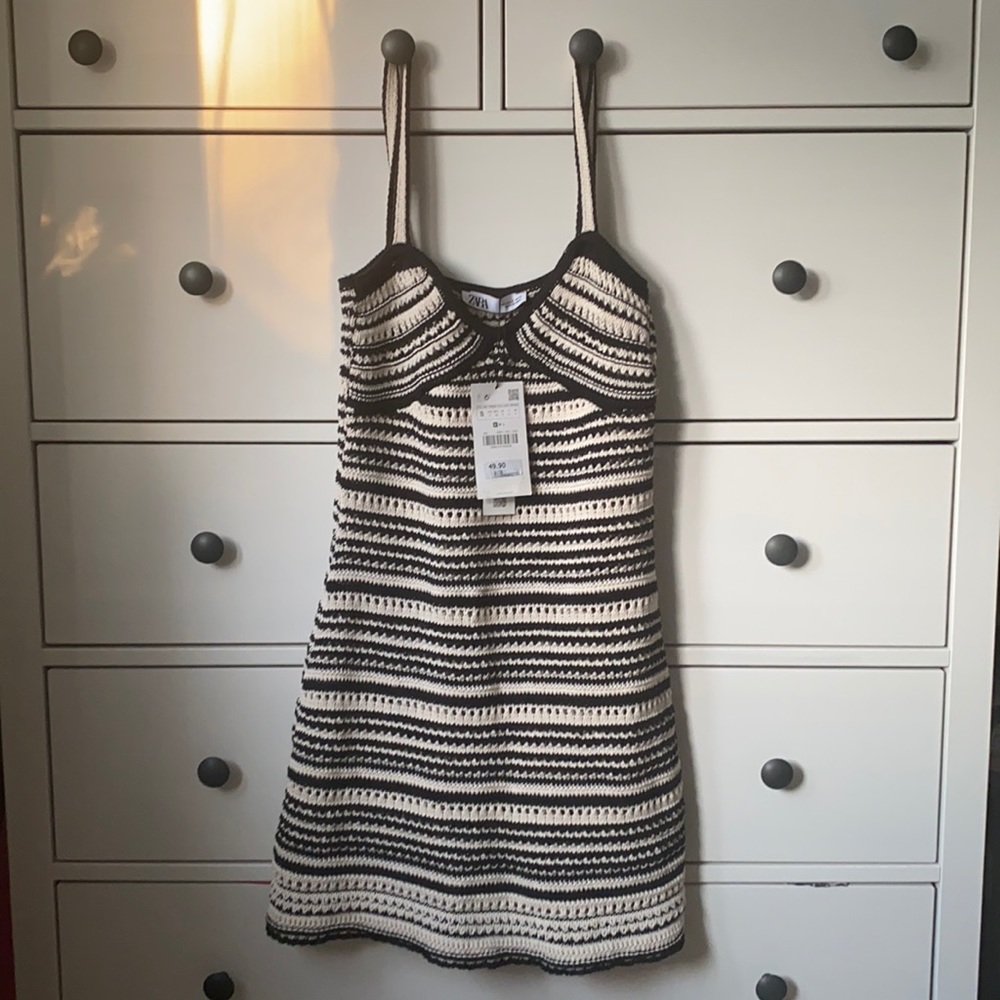 Striped rustic knit dress 🤍